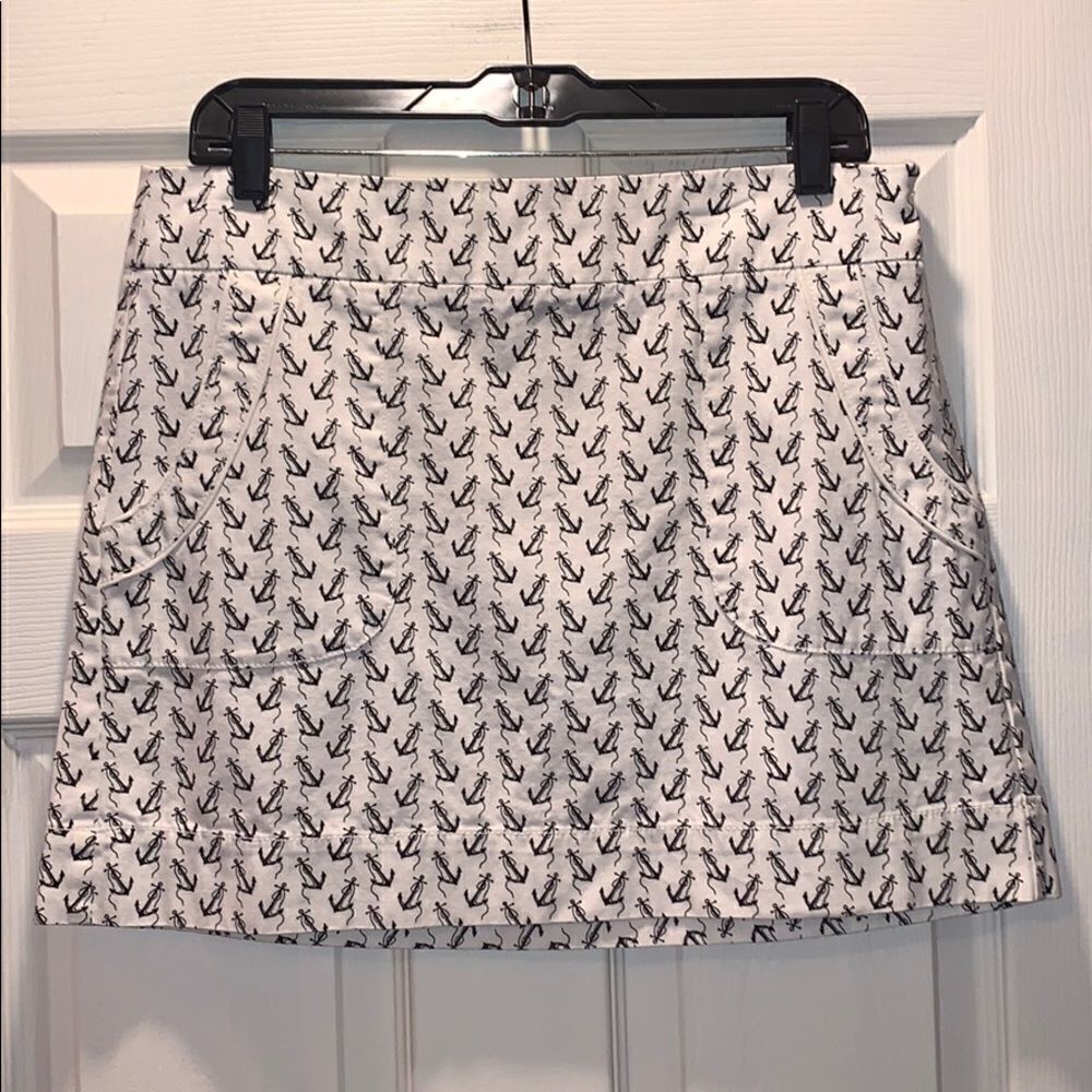 ✨J Crew Factory white & navy anchor mini skirt